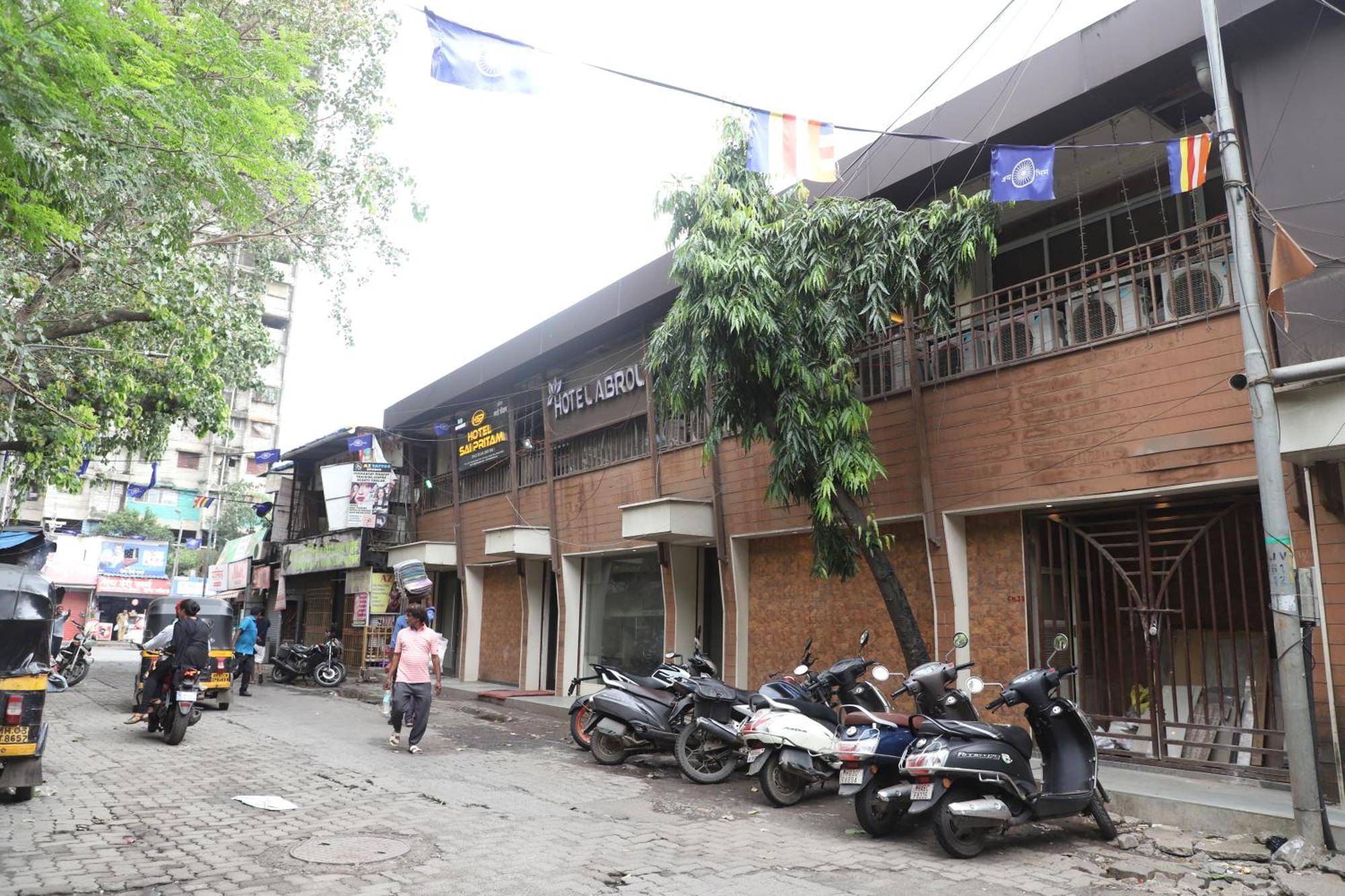 Hotel Sai Pritam — Photos 1